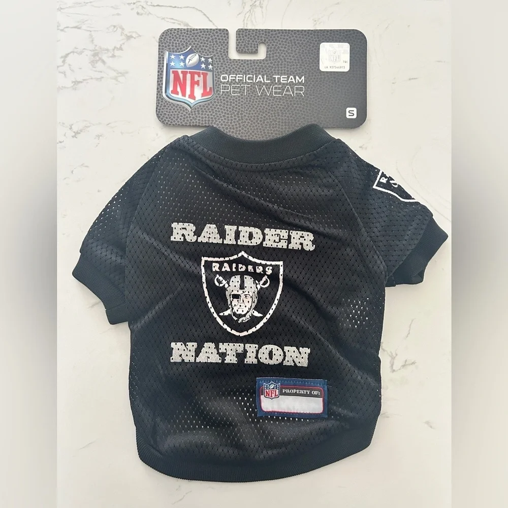 NFL Oakland Raiders Dog Jersey, Official Team Pet Wear, Size: Small- NWT